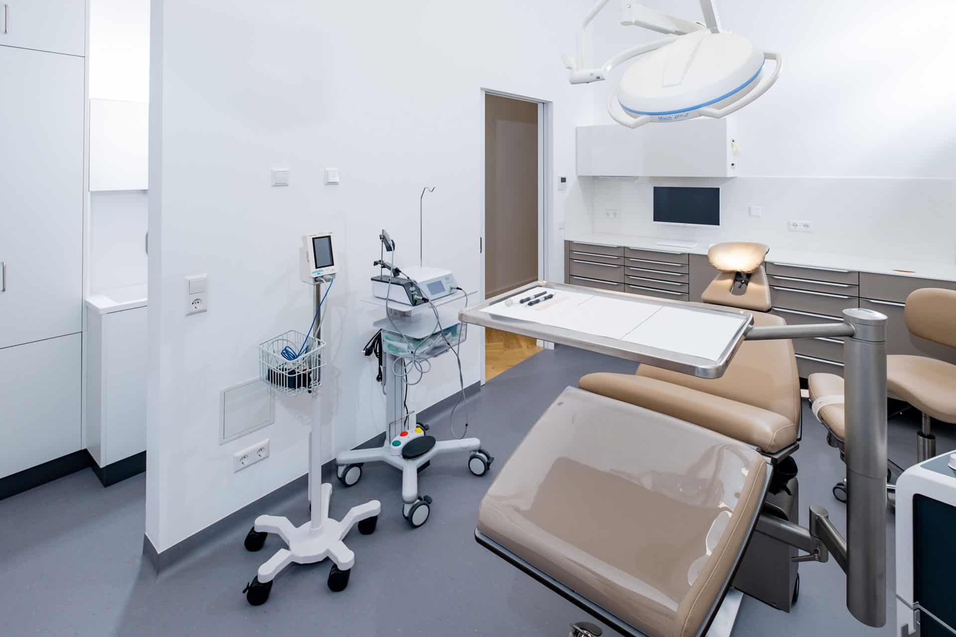 Oralchirurgie Behandlungszimmer